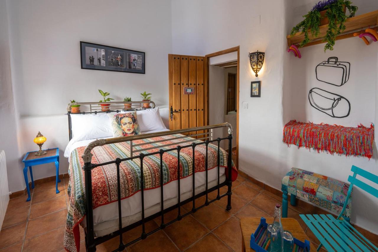 Atelier 88 Bed & Breakfast Алкала ла Реал Екстериор снимка